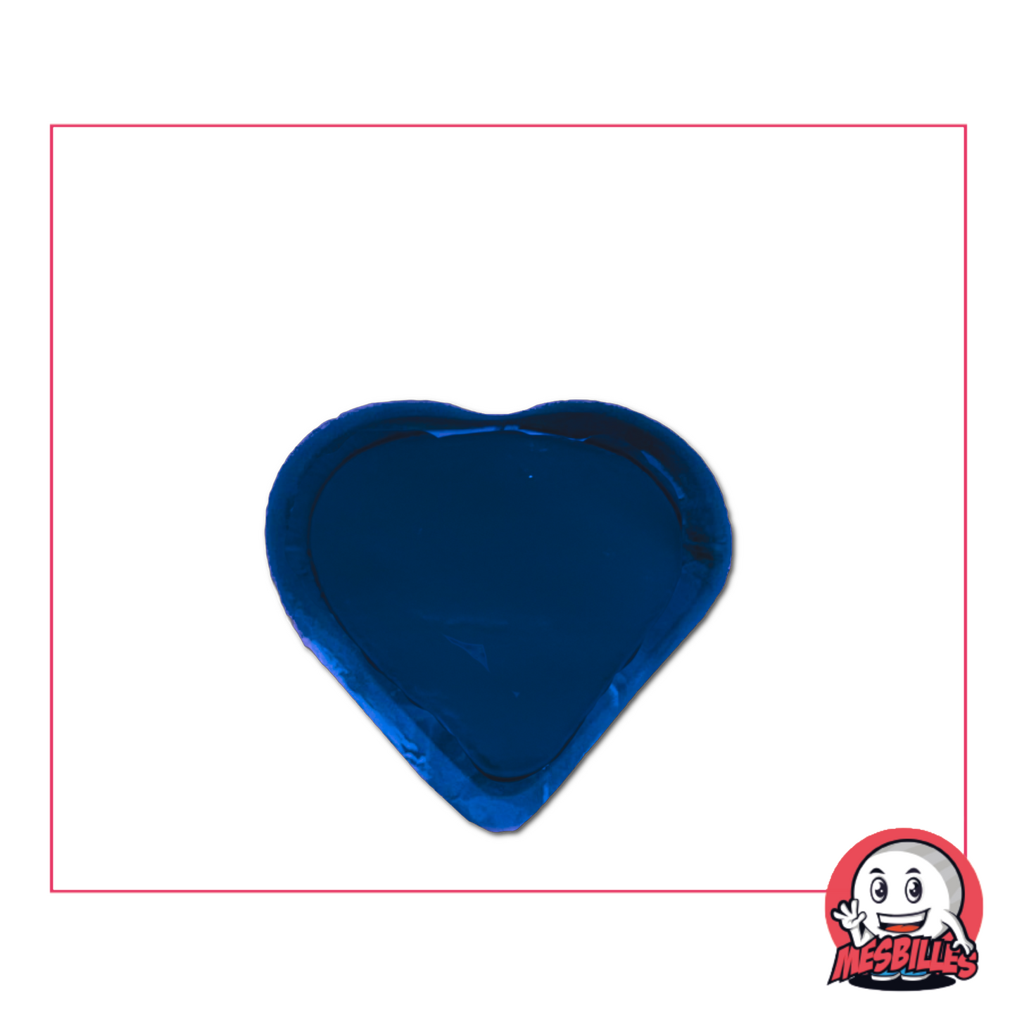Photo d’une bille en forme de cœur, en verre soufflé bleu nuit, vendue à l’unité sur la boutique MesBilles.