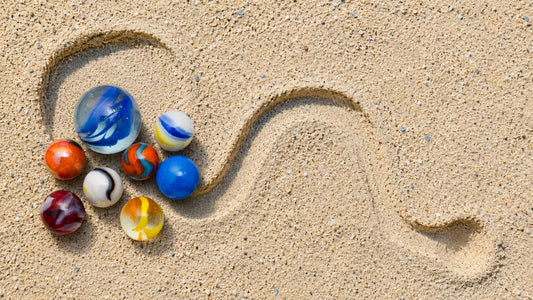 Billes sur le sable : ouvrir l'été sur la plage