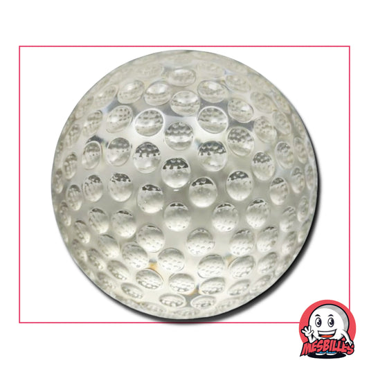 Chaque Bille Balle de Golf Cristal 150 mm présente des motifs en relief légèrement différents, une sphère hors norme, comme si un green avait rencontré un souffleur de verre géant.