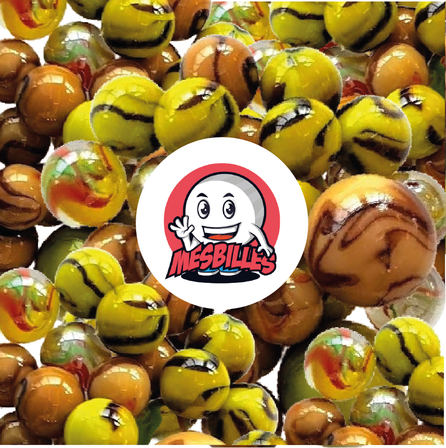 Mélange de petites et grandes Billes en verre Rondes Marron et Vert, certaines sont d'aspect porcelaine, d'autres sont translucides