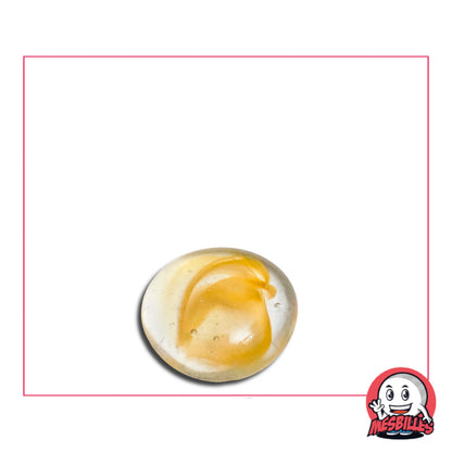 Cette bille Plate Froissé Orange 18 mm est également nommée Galet en Verre, elle est utilisée pour Jouer, Décorer ou Collectionner. Remplacez Vos Marqueurs de Jeux avec une Touche d'Orange Éclatant pour y mettre un peu de modernité