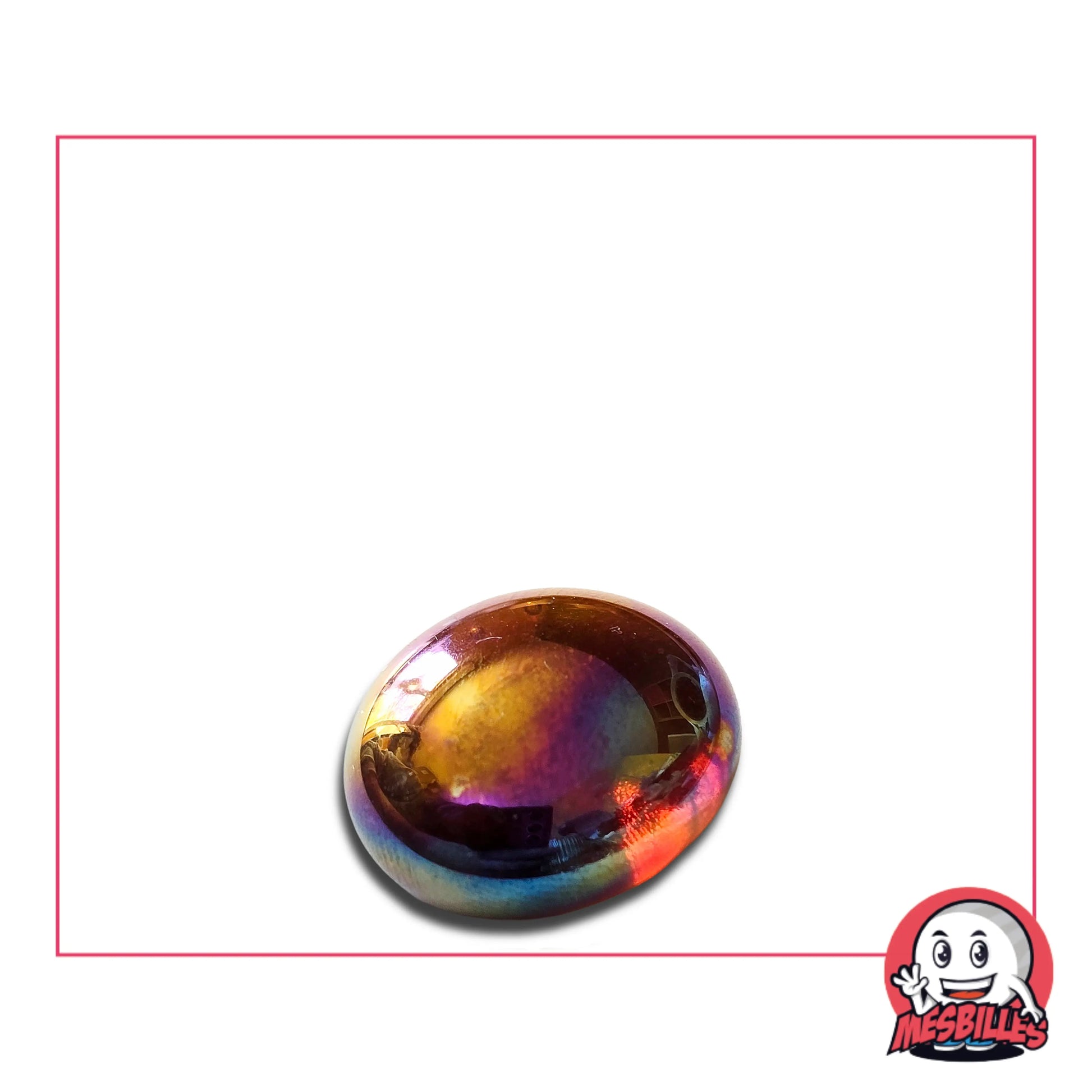 Dans la Grande Famille des Billes Irisée, il y a la Bille Plate en verre Translucide et Brillant de Couleur Ambre.