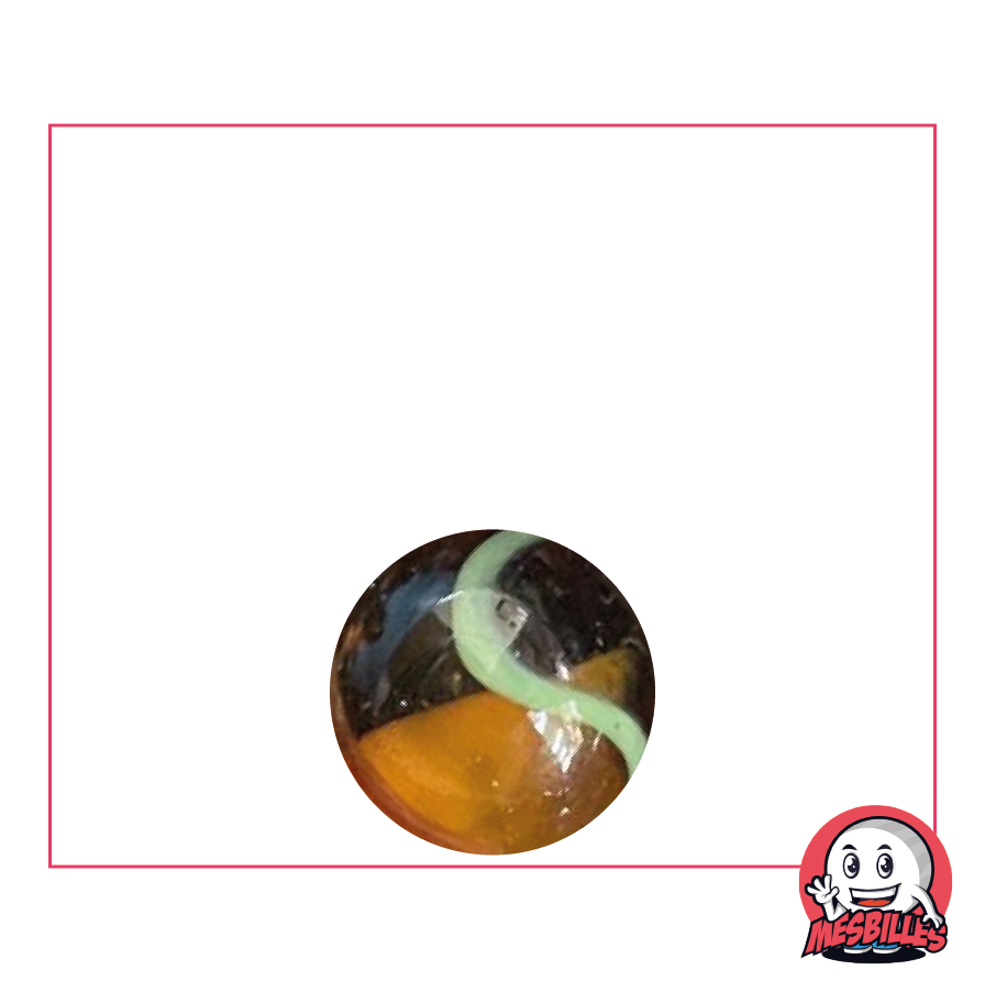 Bille Stégosaure 14 mm - Verre Translucide Ambre-Foncé strié de Vert et Blanc - MesBilles
