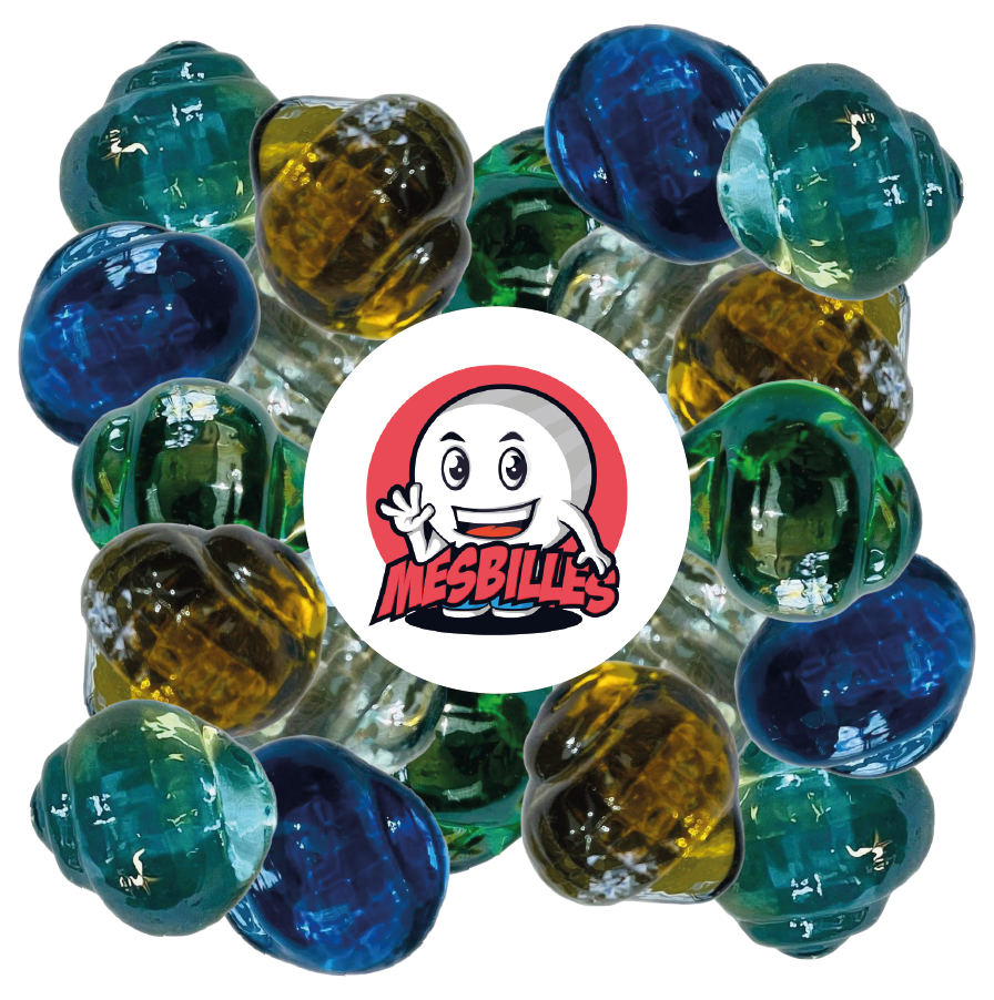 Image de la Mascotte MesBilles entourée de Billes Néptunéa Vert en Verre Translucide - Collection et Jeu Aquatique - MesBilles