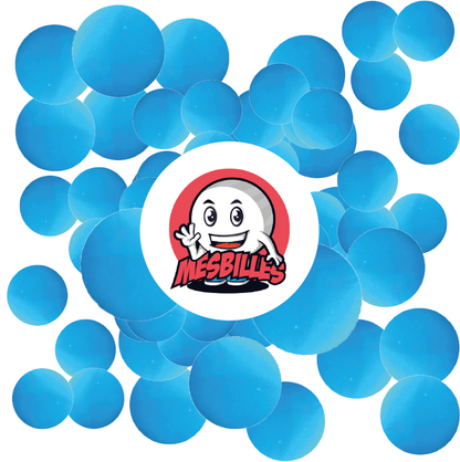 Image de la Mascotte MesBilles entourée de Billes Perle 25 mm - Verre Opaque Bleu-Clair Évoquant l'Océan