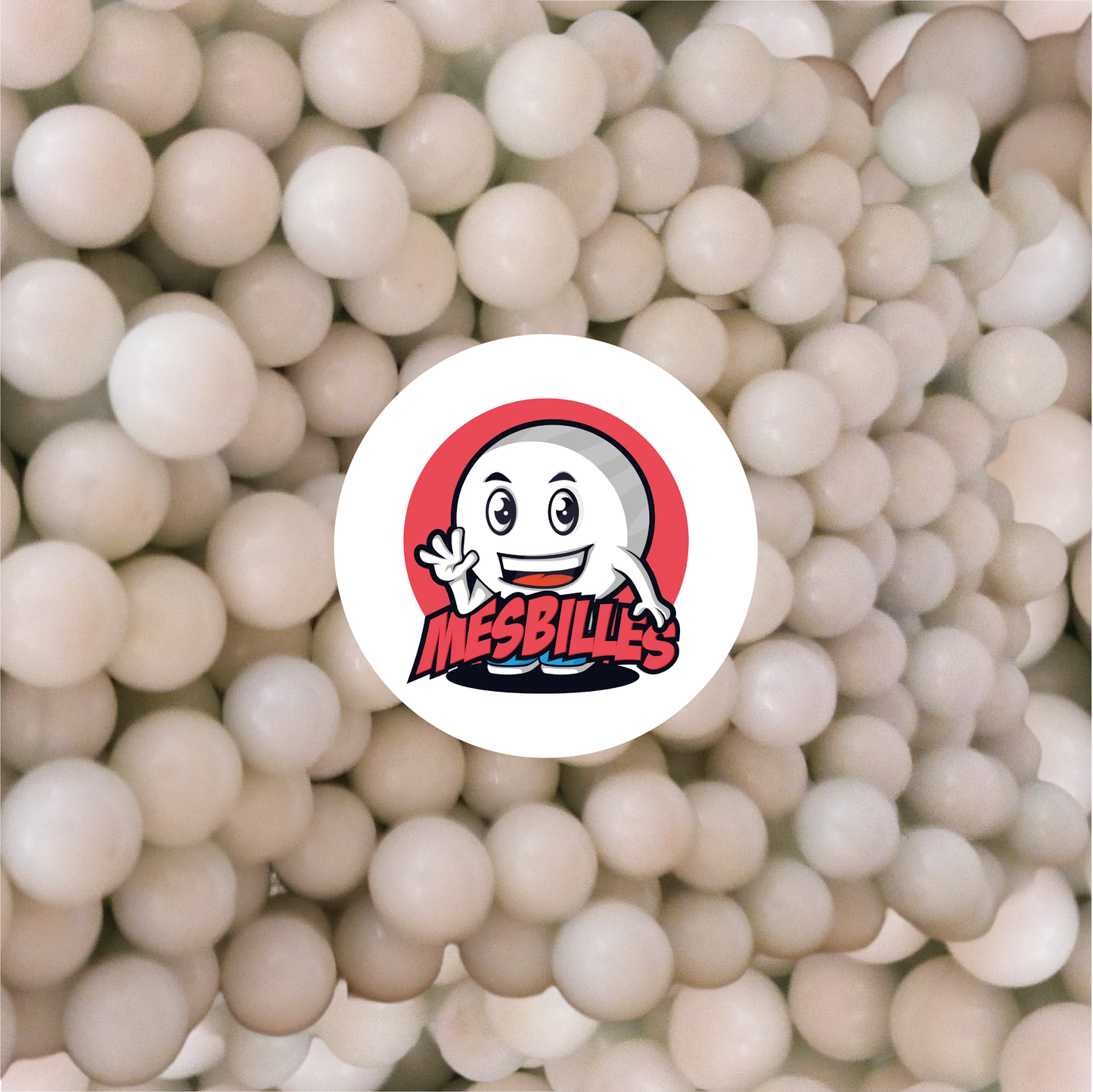 Découvrez la sophistication avec notre bille Blanc Perle de 25 mm. Une bille de porcelaine au format calot d'une beauté inégalée, comme une perle précieuse dans la mer des jeux.