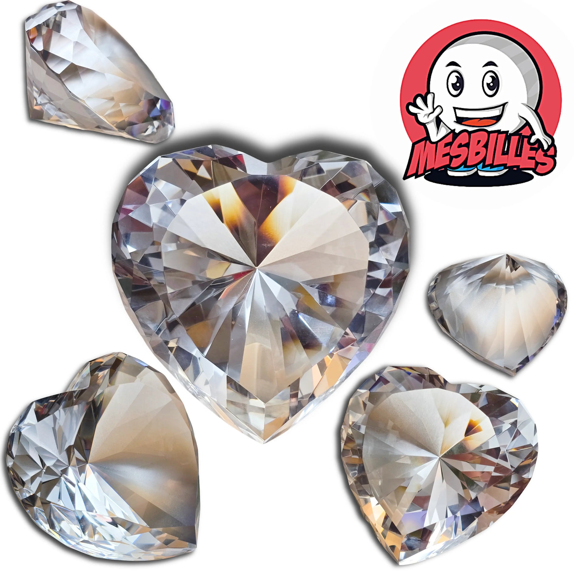 Ce Cristal d’Art de 88 mm de diamètre illumine chaque pièce comme un rayon de soleil taillé. Ses facettes capturent la lumière pour la renvoyer en éclats arc-en-ciel — un spectacle hypnotique, tout simplement.